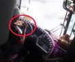 Lái ô tô bằng… lưng, cảnh sát cũng chào thua!