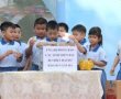 Học sinh, phụ huynh TP.HCM nghẹn ngào xem video miền Bắc trong bão lũ